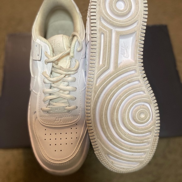 White Air Force 1 - Picture 4 of 5